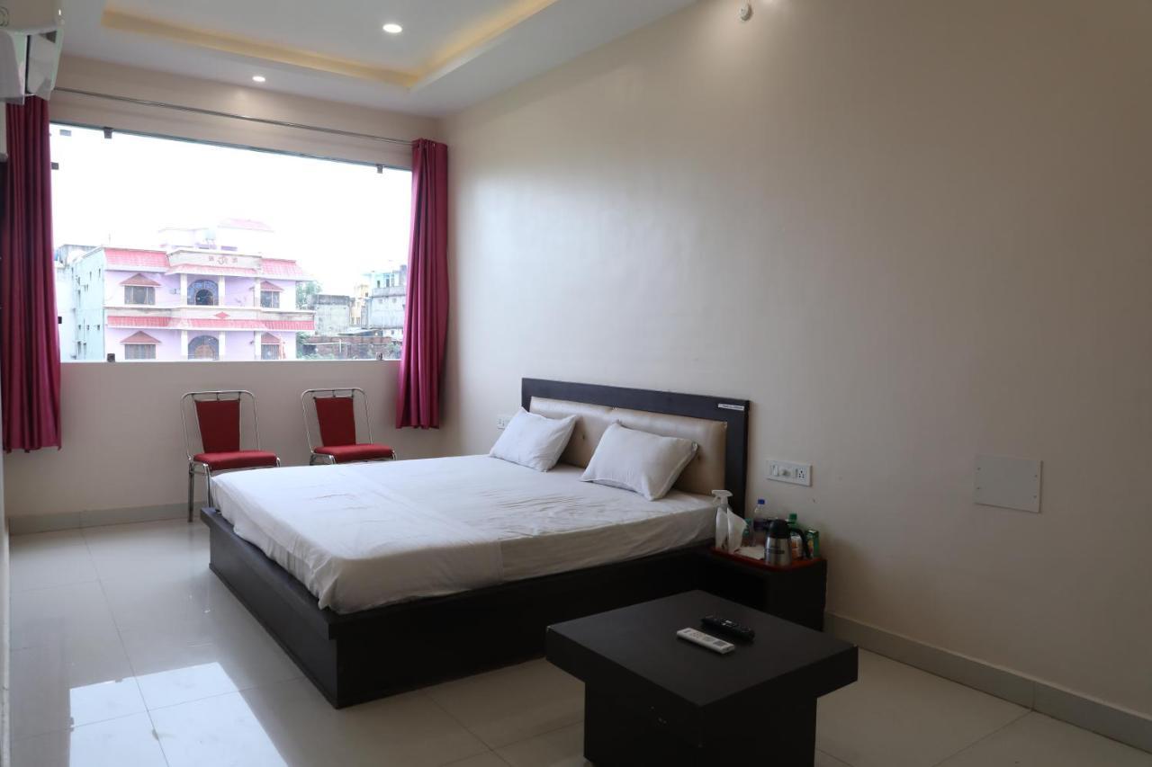 Hotel Shri Siddhivinayak Bina-Etawa Екстериор снимка